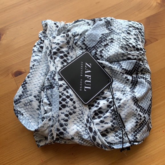 Zaful Snake Print Cutout One Shoulder Ruched Dress - Gray Small - Picture 5 of 8